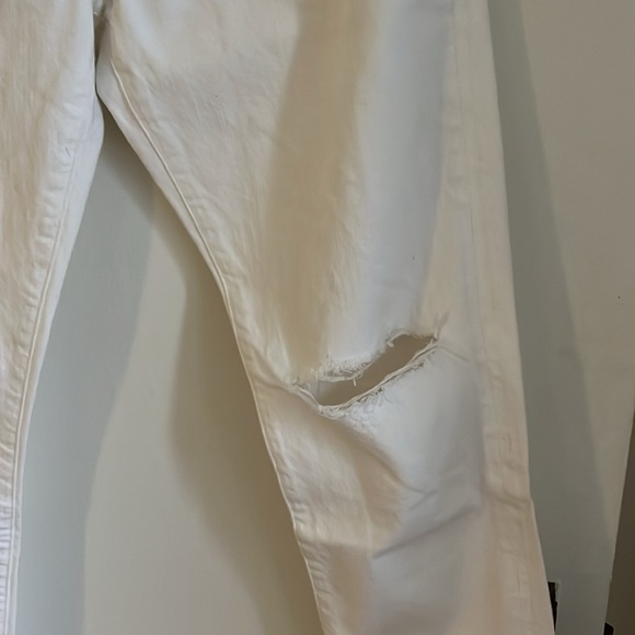 Citizens of Humanity Liya Distressed Denim - Classic High Rise Crop - Picture 7 of 8